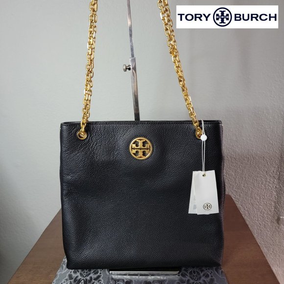 Tory Burch Handbags - Tory Burch Carson Swingpack Black Leather Cross Body Bag
